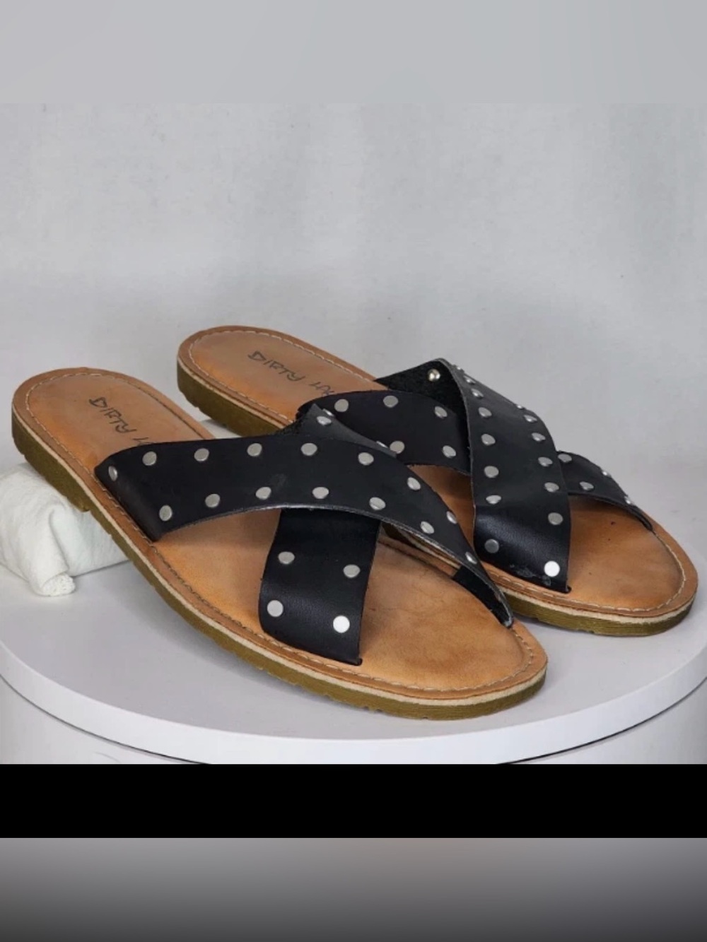 Dirty Laundry Studded Cross Strap Black Leather Sandals Womens Size 8.5 M